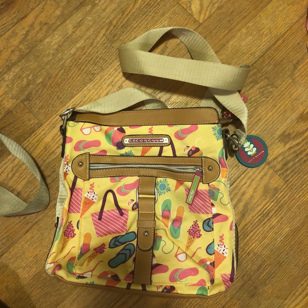 Lily bloom cross body